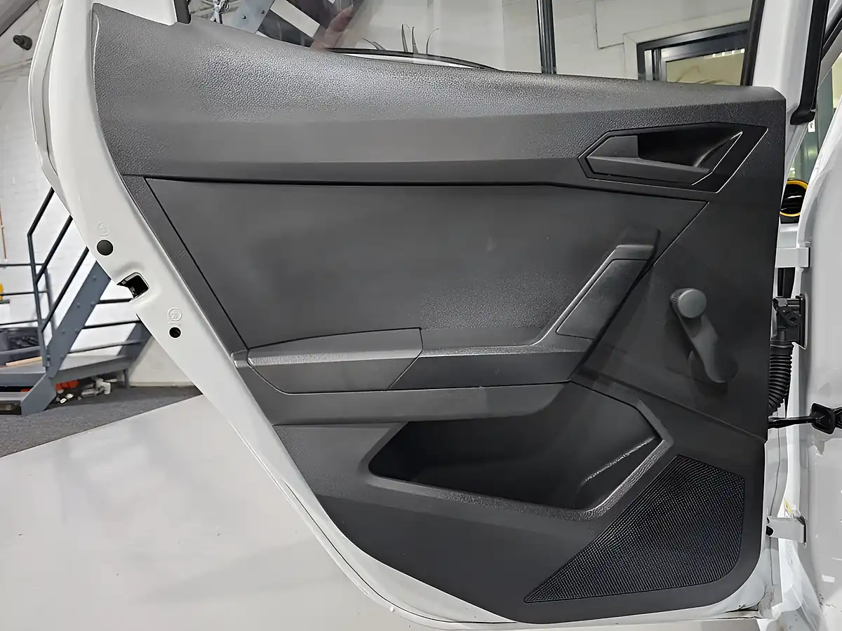 Used 2025 SEAT Ibiza Se Technology White - Interior and Exterior details 19