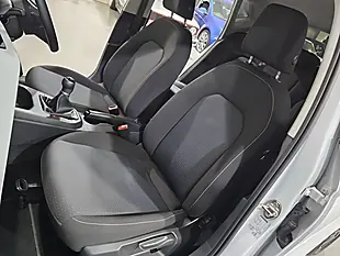 Used 2025 SEAT Ibiza Se Technology White - Interior and Exterior details 20