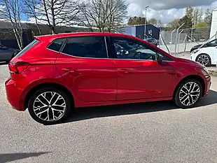 Used 2025 SEAT Ibiza Xcellence Red - Interior and Exterior details 11