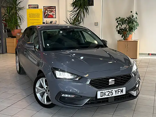 2025 SEAT Leon FR 1.5 eTSI