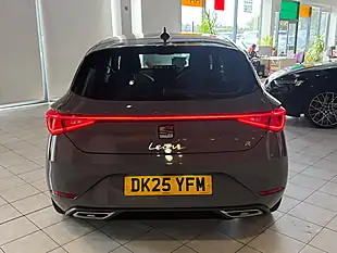 Used 2025 SEAT Leon Fr Grey - Interior and Exterior details 9