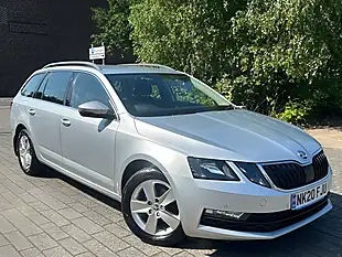Used 2025 Skoda Octavia Se Technology Silver - Interior and Exterior details 10