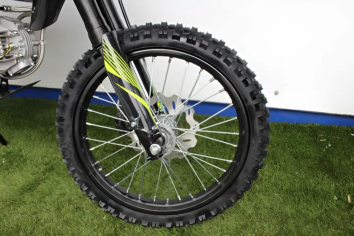 Used 2025 Stomp Superstomp Big Wheel Model Multi-Colour - Interior and Exterior details 4
