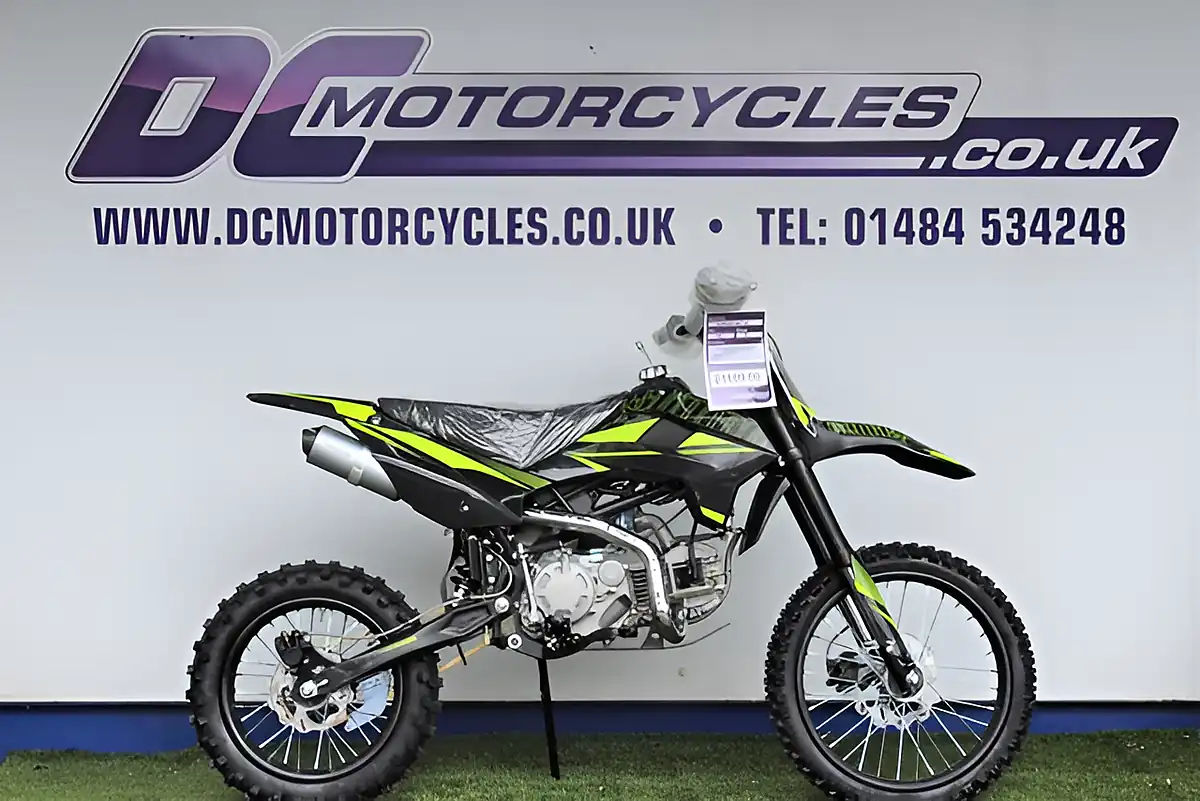 Used 2025 Stomp Superstomp Big Wheel Multi-Colour - Front View