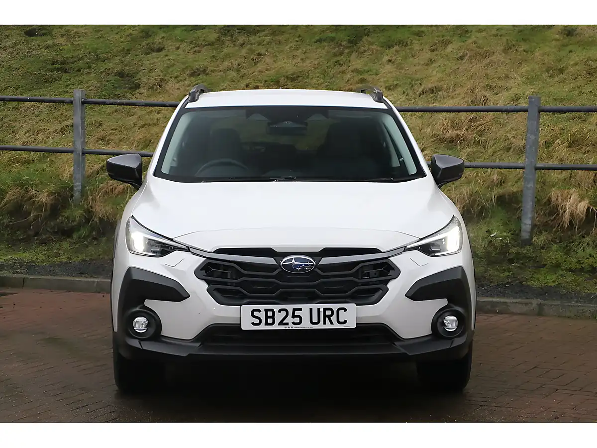 Used 2025 Subaru Crosstrek Limited White - Interior and Exterior details 3