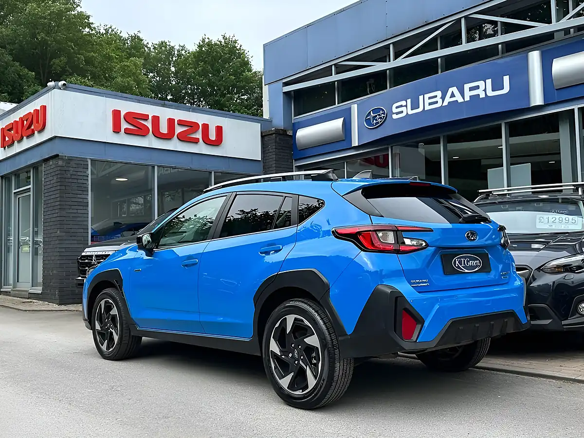 Used 2025 Subaru Crosstrek Touring Blue - Interior and Exterior details 3