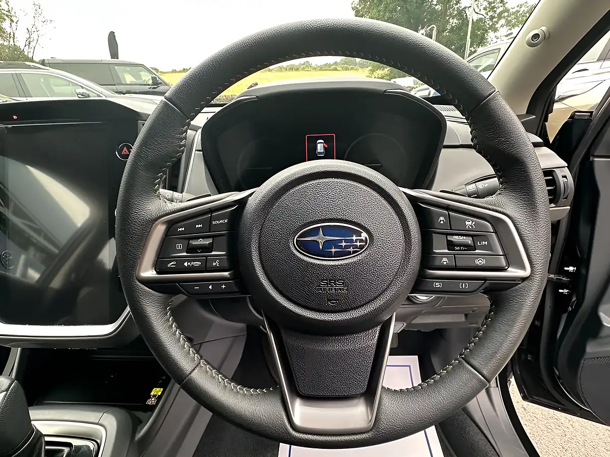 Used 2025 Subaru Crosstrek Touring Crystal Black - Interior and Exterior details 11