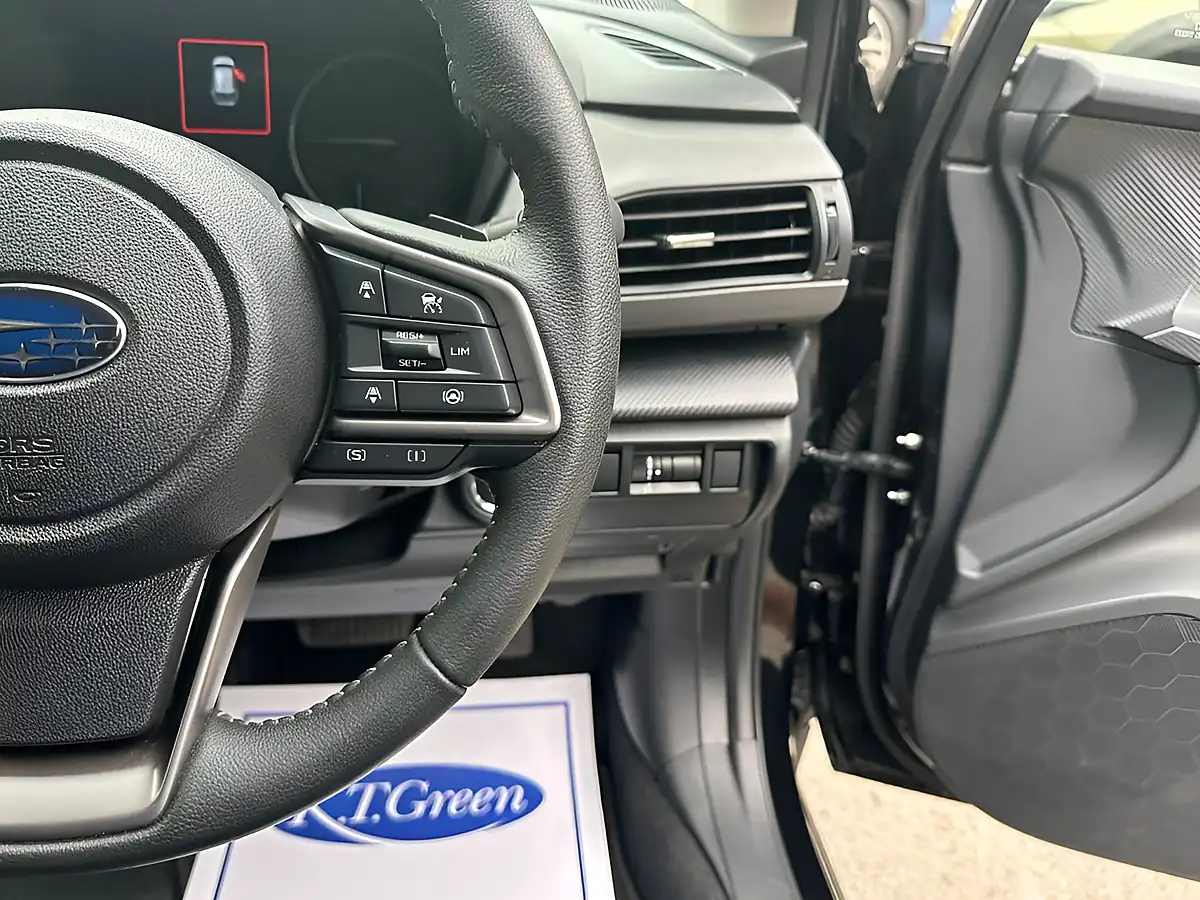 Used 2025 Subaru Crosstrek Touring Crystal Black - Interior and Exterior details 12