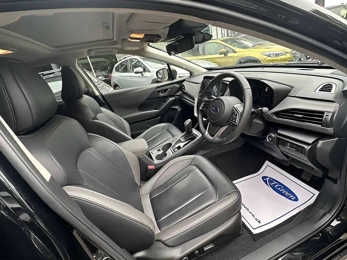 Used 2025 Subaru Crosstrek Touring Crystal Black - Interior and Exterior details 8