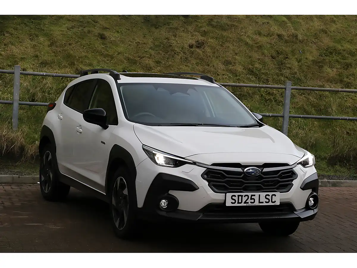 Used 2025 Subaru Crosstrek Touring Crystal White - Front View