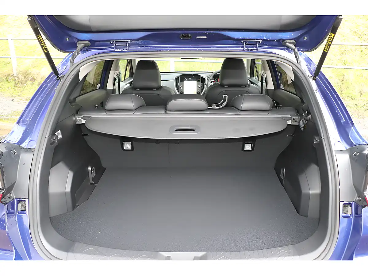 Used 2025 Subaru Crosstrek Touring Sapphire Blue - Interior and Exterior details 18