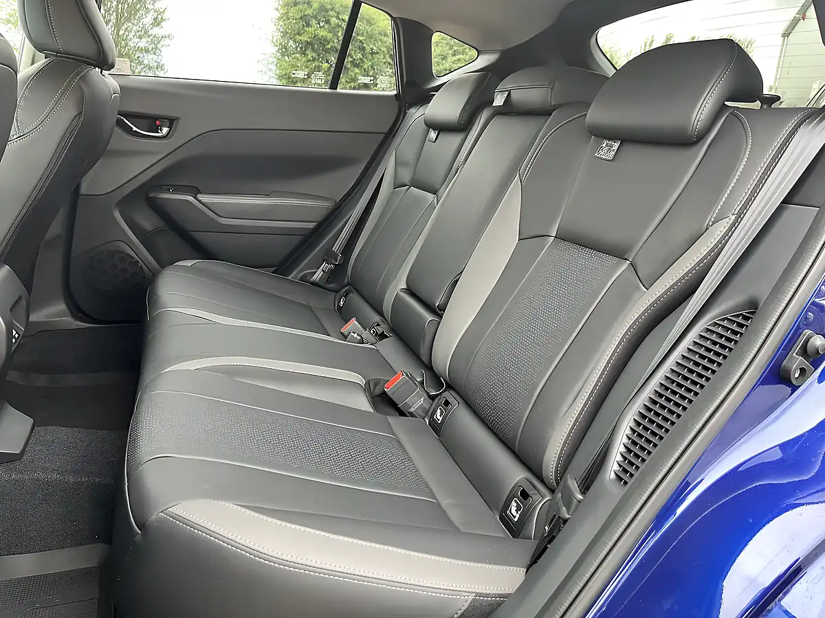 Used 2025 Subaru Crosstrek Touring Sapphire Blue - Interior and Exterior details 11