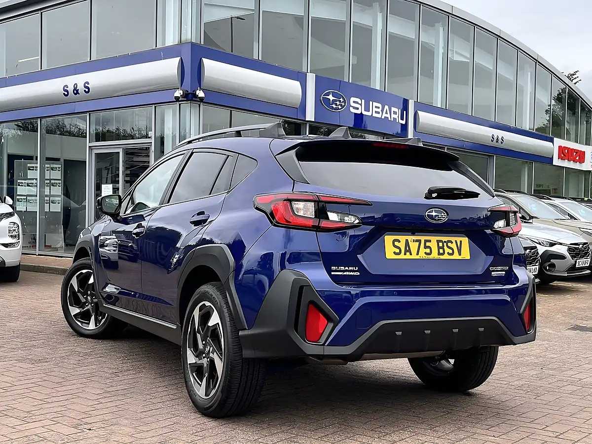 Used 2025 Subaru Crosstrek Touring Sapphire Blue - Interior and Exterior details 7
