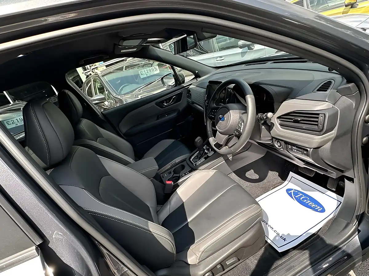 Used 2025 Subaru Forester Field Magnetite Gray - Interior and Exterior details 8