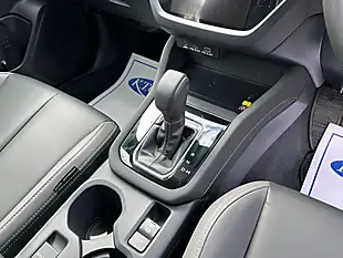 Used 2025 Subaru Forester Field Silver - Interior and Exterior details 17