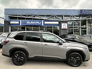 Used 2025 Subaru Forester Field Silver - Interior and Exterior details 5
