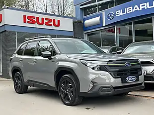 Used 2025 Subaru Forester Field Silver - Interior and Exterior details 6