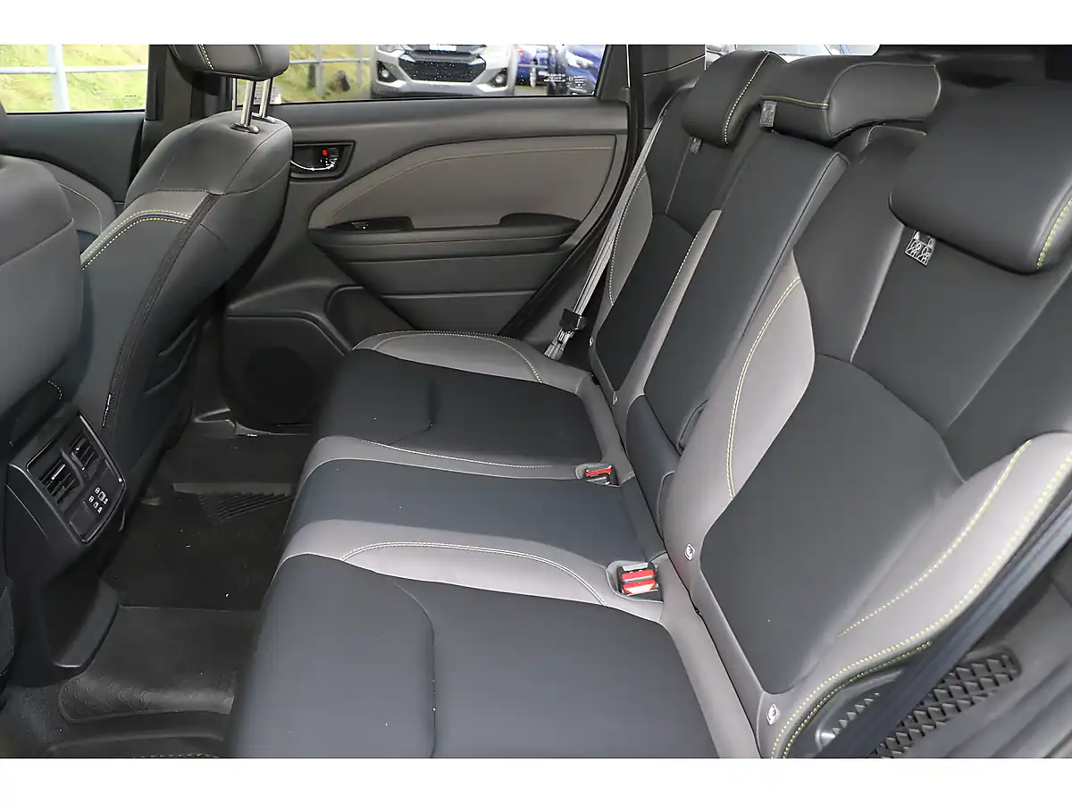 Used 2025 Subaru Forester Field White - Interior and Exterior details 15
