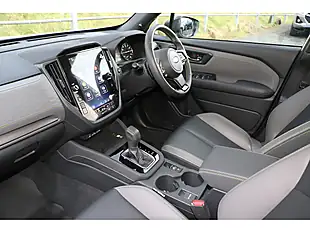 Used 2025 Subaru Forester Field White - Interior and Exterior details 16
