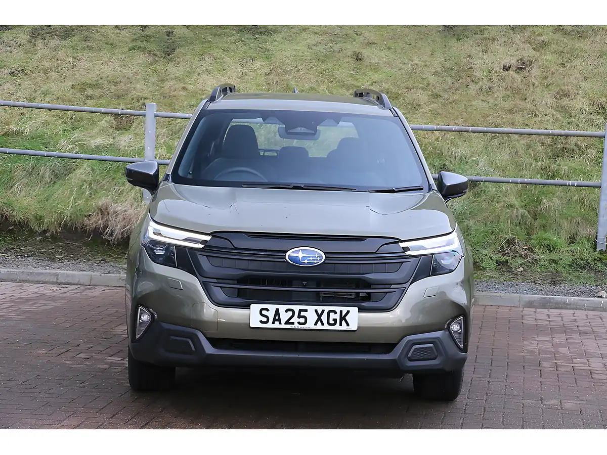 Used 2025 Subaru Forester Limited Autumn Green - Interior and Exterior details 2