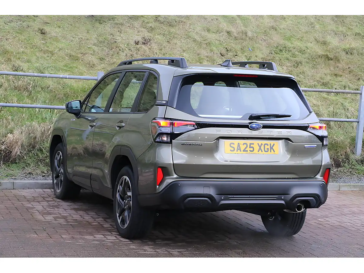 Used 2025 Subaru Forester Limited Autumn Green - Interior and Exterior details 5