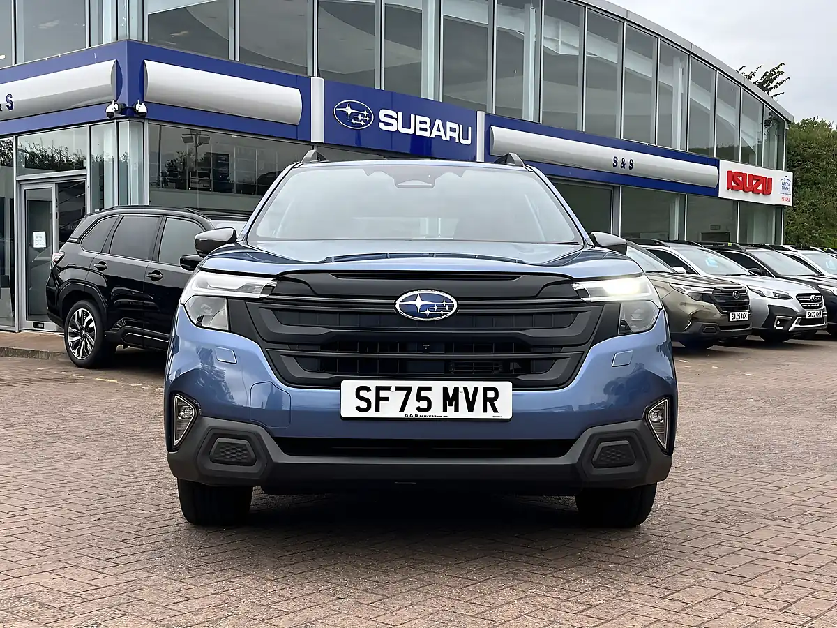 Used 2025 Subaru Forester Limited Blue - Interior and Exterior details 10