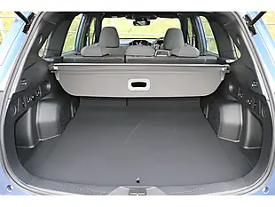 Used 2025 Subaru Forester Limited Horizon Blue - Interior and Exterior details 16