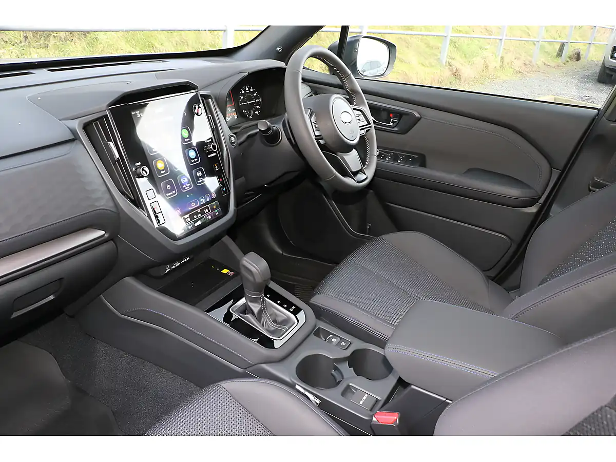 Used 2025 Subaru Forester Limited Horizon Blue - Interior and Exterior details 18