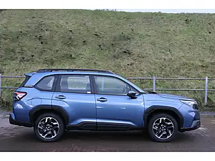 Used 2025 Subaru Forester Limited Horizon Blue - Interior and Exterior details 3