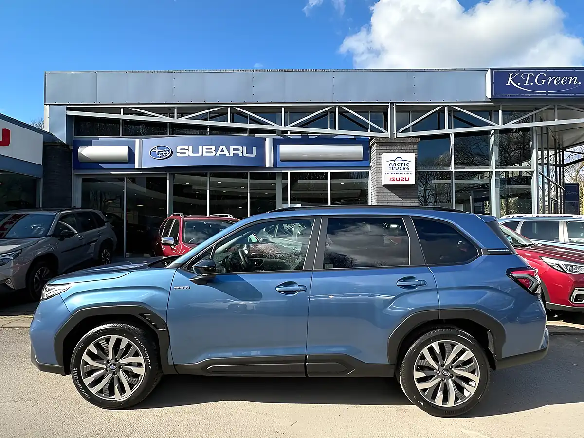 Used 2025 Subaru Forester Touring Blue - Interior and Exterior details 2