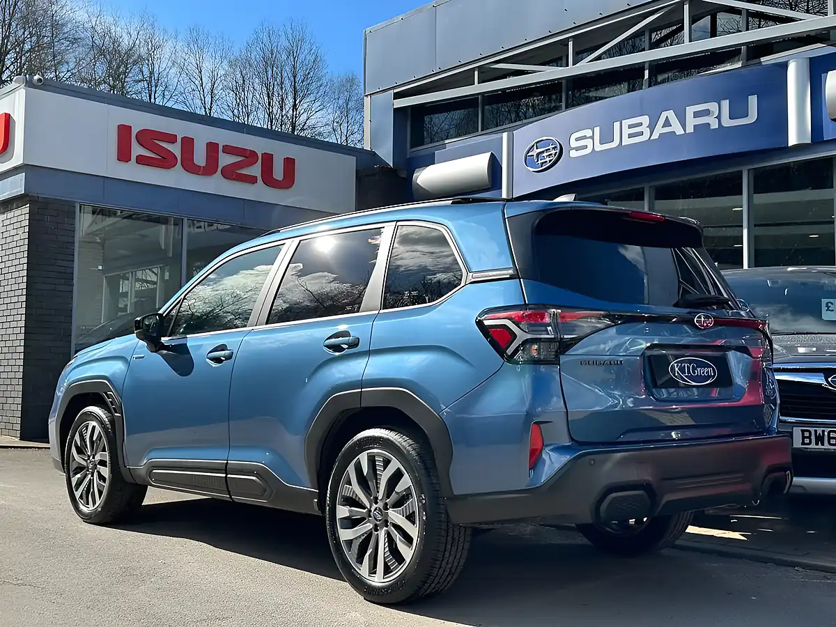 Used 2025 Subaru Forester Touring Blue - Interior and Exterior details 3