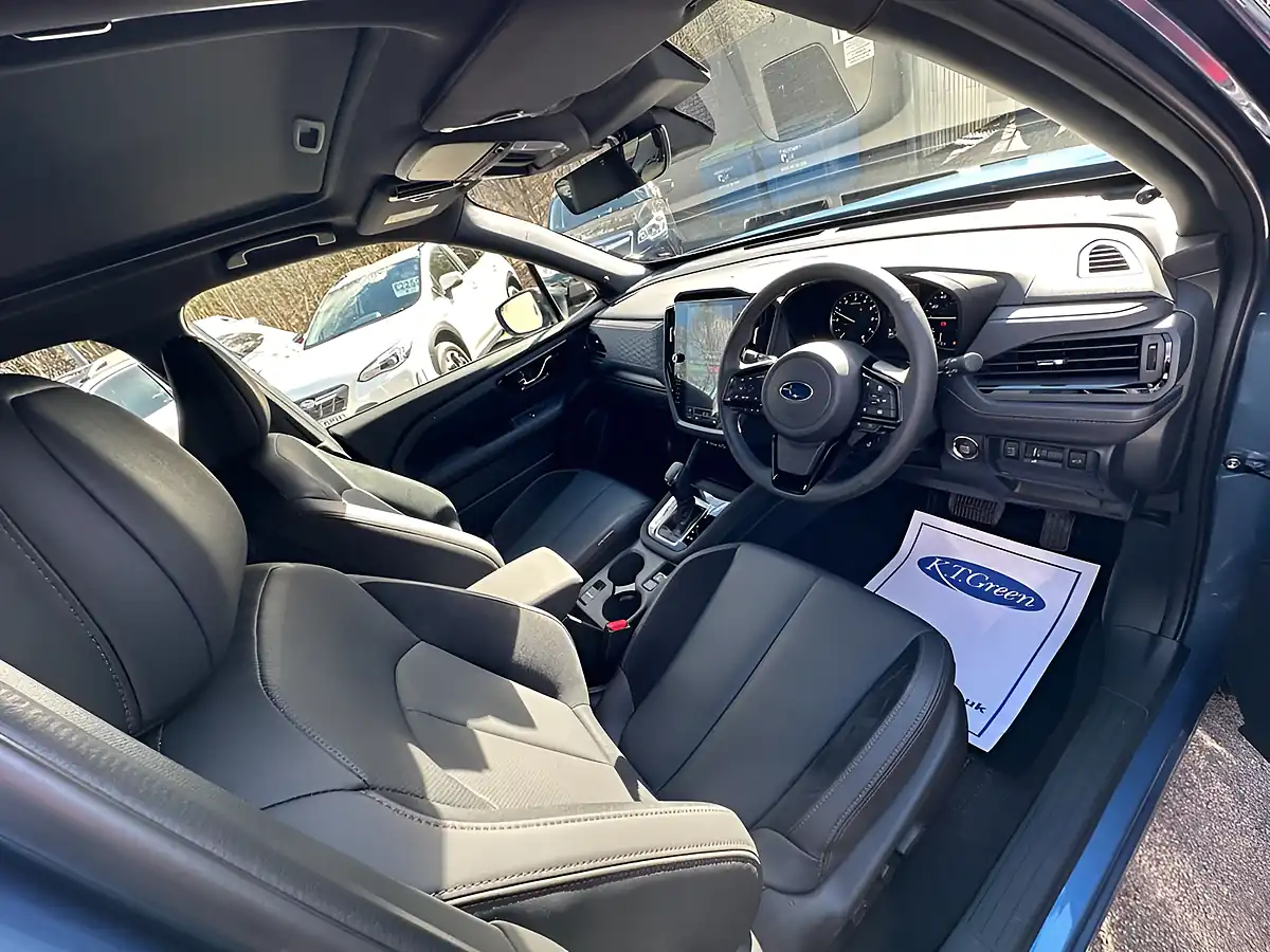 Used 2025 Subaru Forester Touring Blue - Interior and Exterior details 8