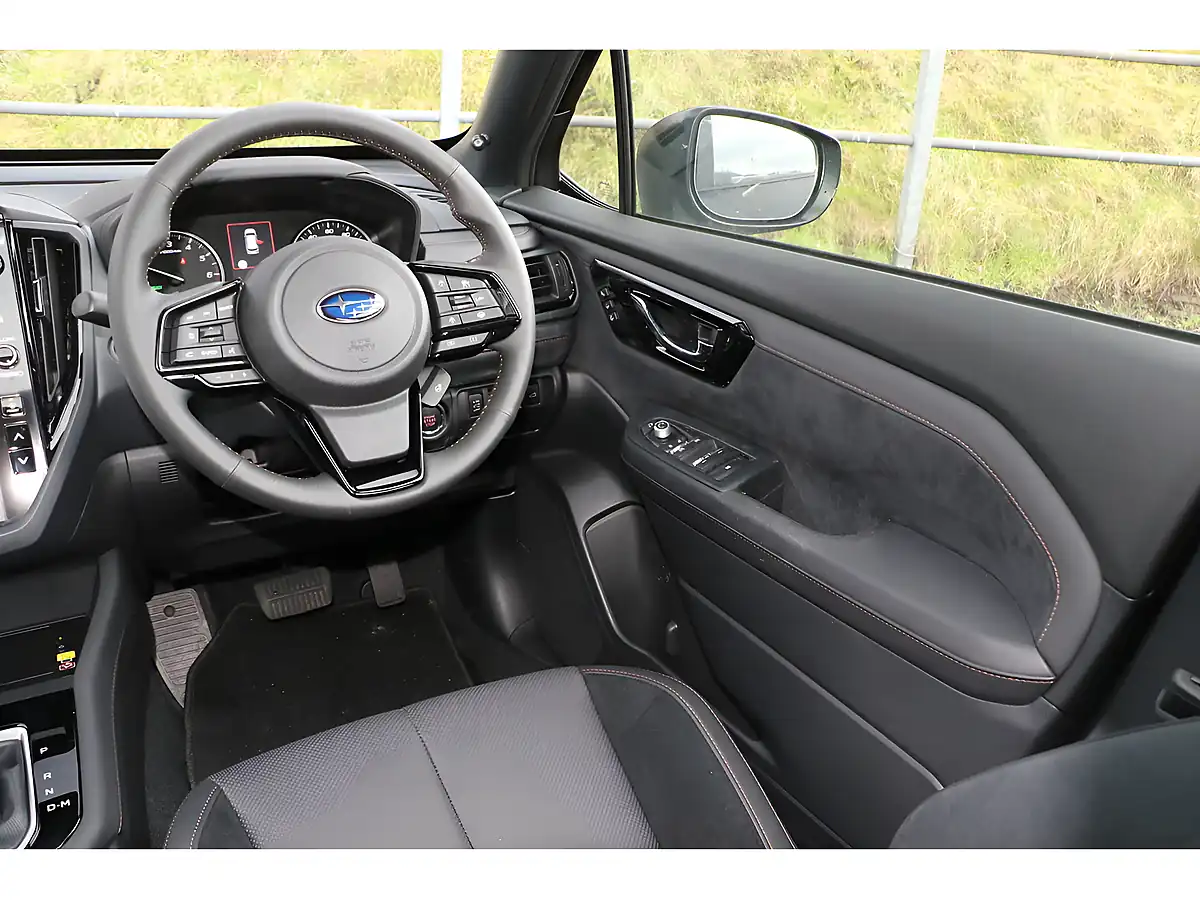 Used 2025 Subaru Forester Touring Crystal Black - Interior and Exterior details 14