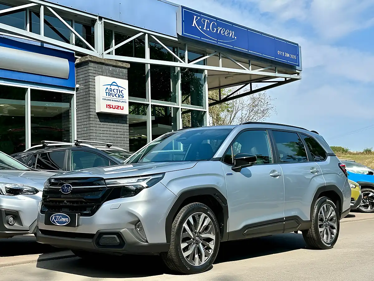 Used 2025 Subaru Forester Touring Silver - Front View