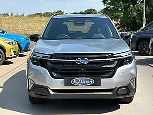 Used 2025 Subaru Forester Touring Silver - Interior and Exterior details 16