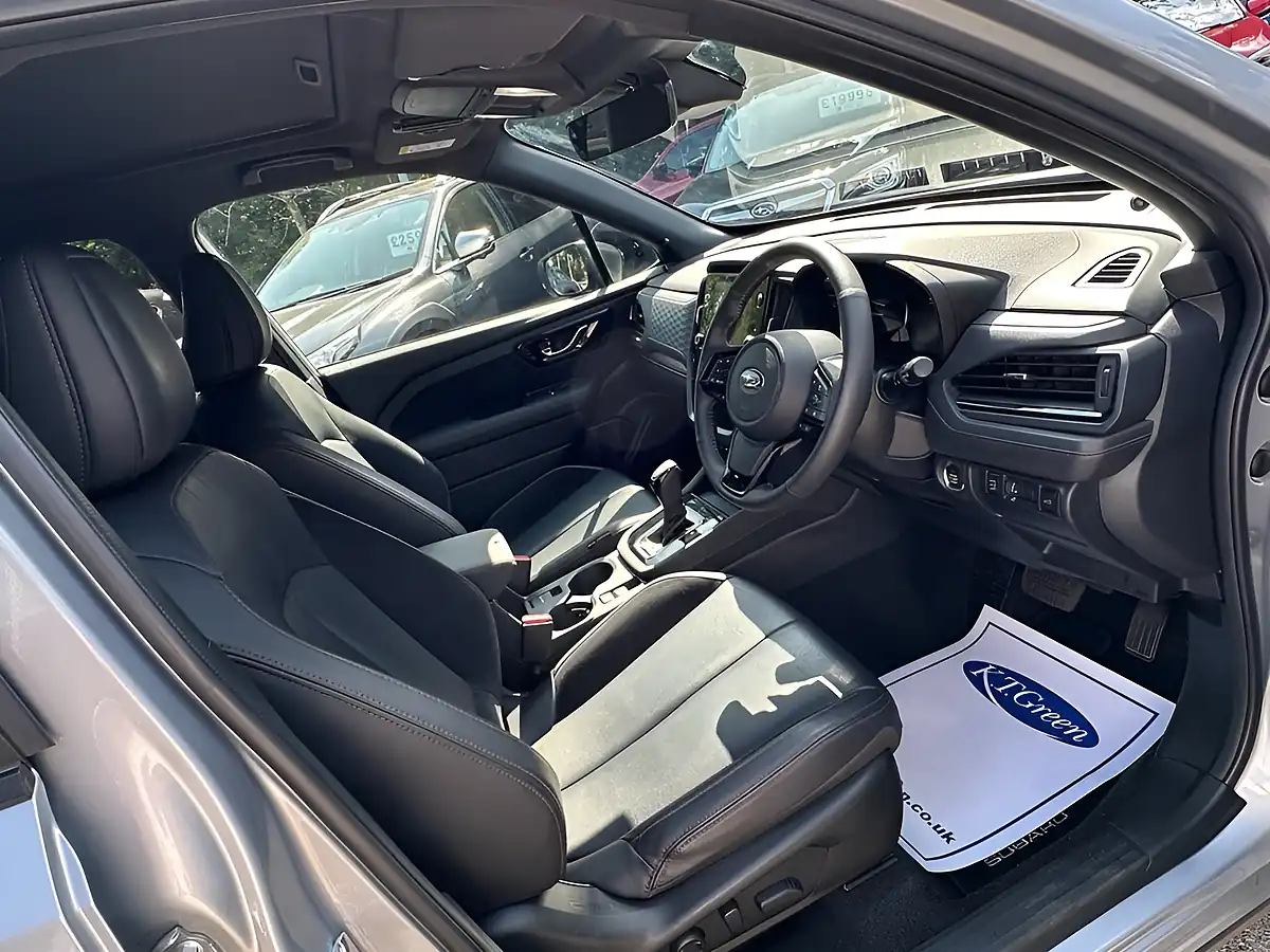 Used 2025 Subaru Forester Touring Silver - Interior and Exterior details 8