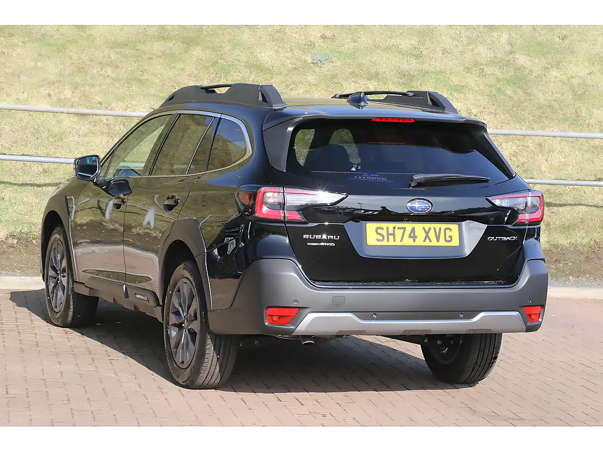 Used 2025 Subaru Outback I Limited Black - Interior and Exterior details 3