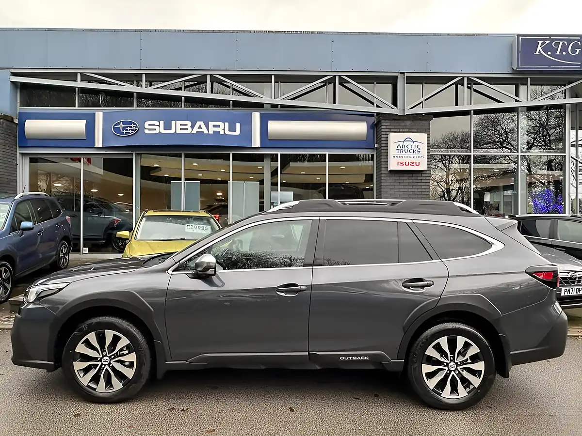 Used 2025 Subaru Outback Touring Grey - Interior and Exterior details 2