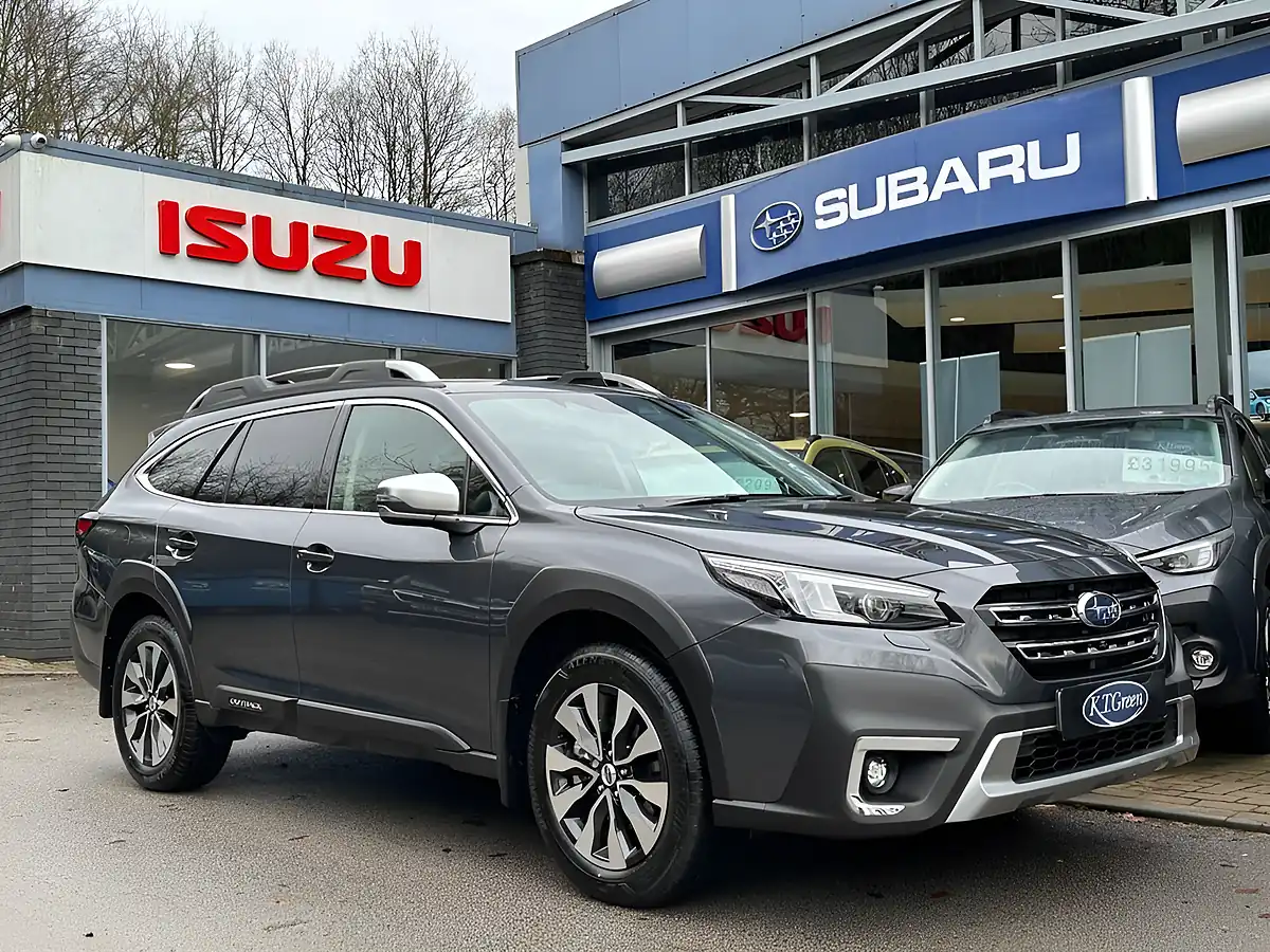 Used 2025 Subaru Outback Touring Grey - Interior and Exterior details 6