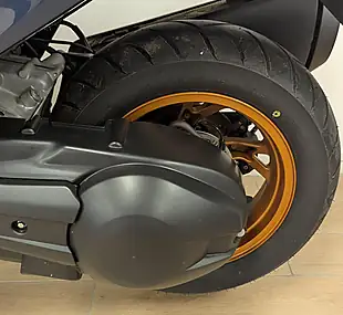 Used 2025 Suzuki Burgman 400 Blue - Interior and Exterior details 12
