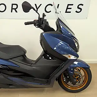 Used 2025 Suzuki Burgman 400 Blue - Interior and Exterior details 18