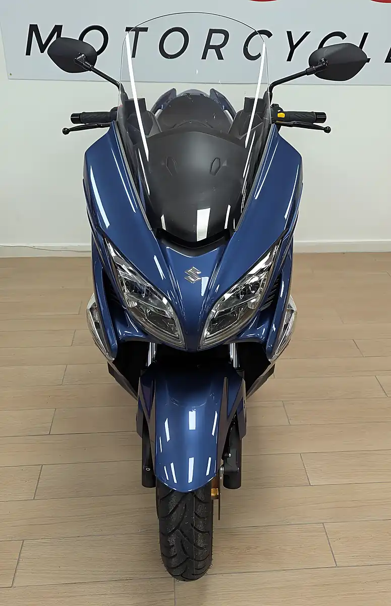 Used 2025 Suzuki Burgman 400 Blue - Interior and Exterior details 3