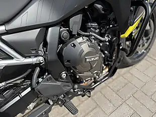 Used 2025 Suzuki Dl 800 RQM5 V-Strom 800RE Black - Interior and Exterior details 12
