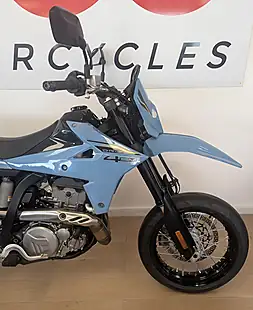 Used 2025 Suzuki DR-Z4SM 400 Constant Mesh Grey - Interior and Exterior details 8