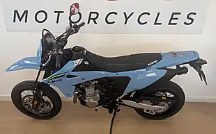 Used 2025 Suzuki DR-Z4SM 400 Constant Mesh Grey - Interior and Exterior details 9