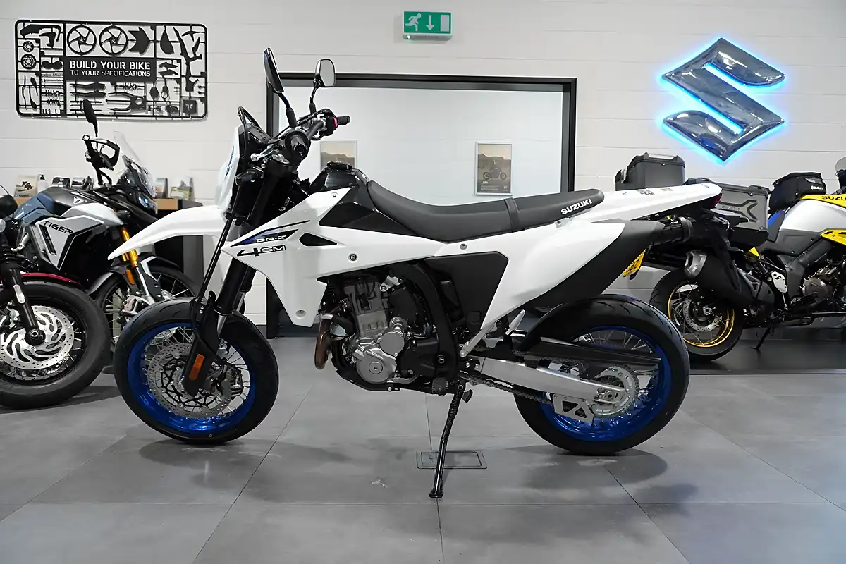 Used 2025 Suzuki DRZ400SM White - Interior and Exterior details 2