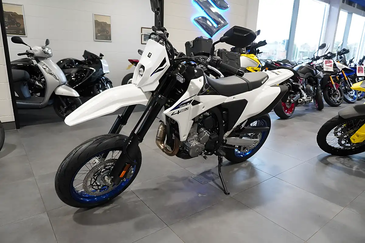 Used 2025 Suzuki DRZ400SM White - Interior and Exterior details 6