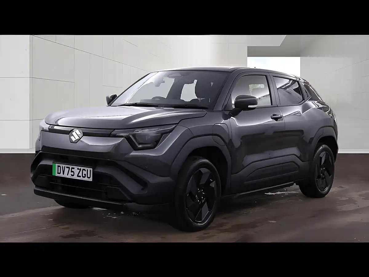 Used 2025 Suzuki E Vitara Motion Grey - Interior and Exterior details 2