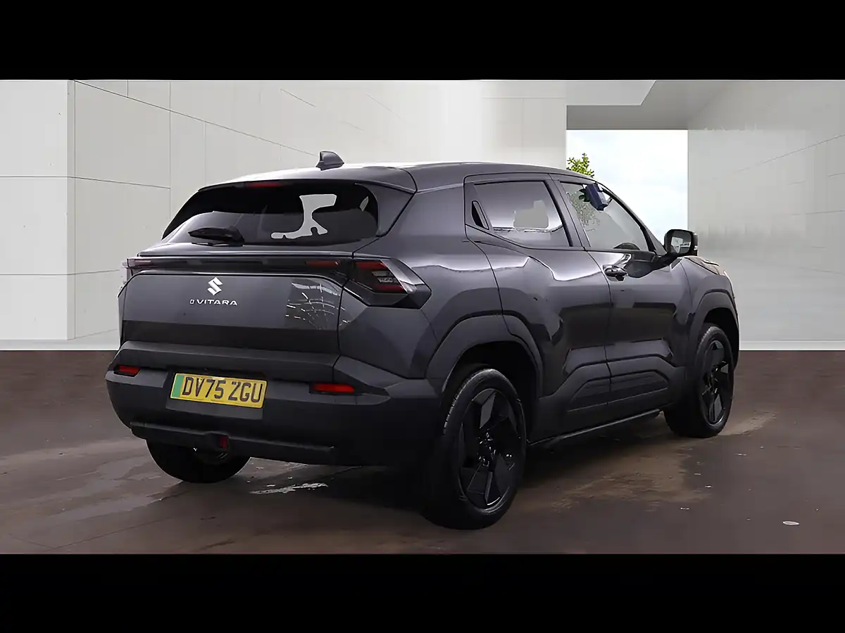 Used 2025 Suzuki E Vitara Motion Grey - Interior and Exterior details 4