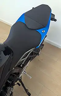 Used 2025 Suzuki GSX-8R 800 Blue - Interior and Exterior details 17